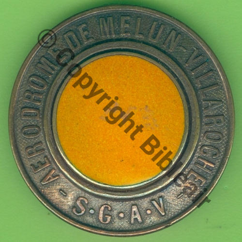 MELUN VILLAROCHE NH SGAV CEV Badge Jaune Fond cuivre  AB.P 2Anneaux Dos lisse No306 Src.Y.GENTY 20Eur(x2) 