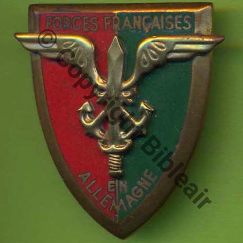 FFA H0803 FORCES FRANCAISES ALLEMAGNE ARTS & INSIGNES SEBASTOPOL 2Anneaux Granuleux Embouti 2Eur03.06 