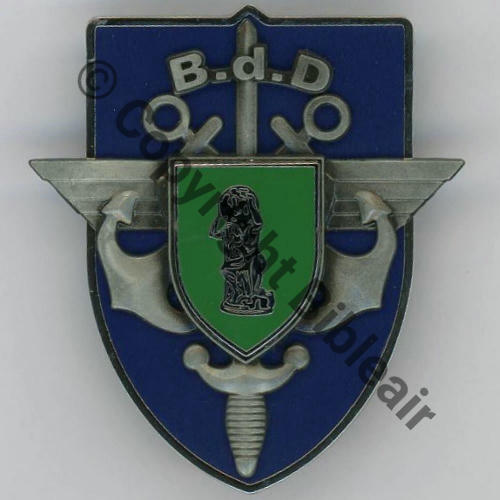 BDD NON AIR G5187 BDD BRIVE  AB 2Attaches PINS Dos scintillant Src.lacolo 13Eur09.23 