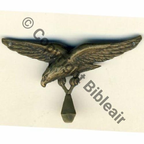 CHAROGNARD CALOT avec RUCHE ou Brevet bombardier cf BARTLETTE  SM  Src.BARTLETT 70EurInv 