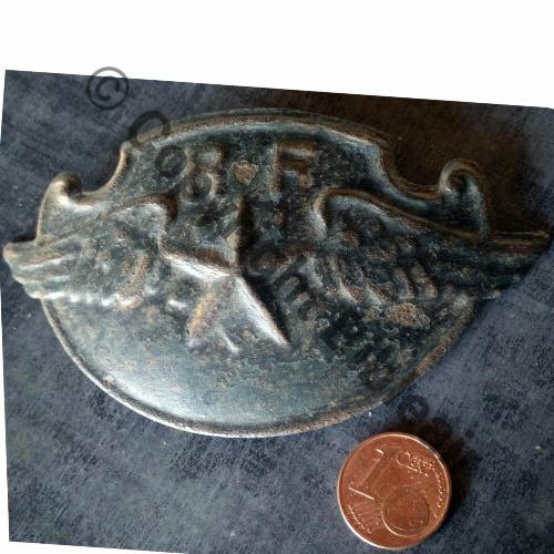 Casque ADRIAN  Plaque Armee Air  SM Embouti 2pattes Src.numiscarte 39Eur(x4) 