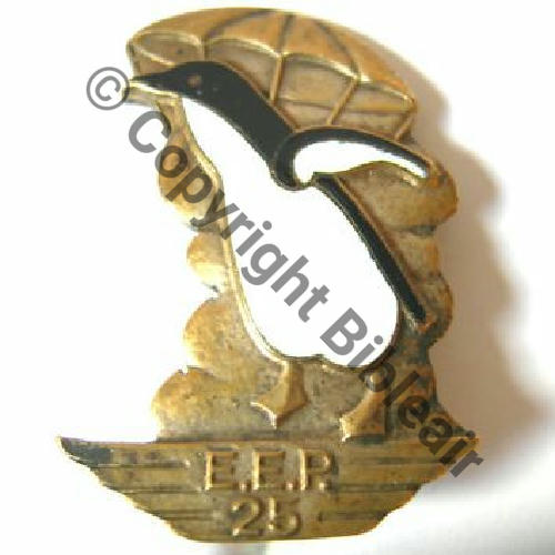 NH  ECOLE ELEMENTAIRE DE PILOTAGE 25 SAINT BRIEUC FRAISSE DEMEY Rue temple Dep 2Li Relief Bol fenetre Dos lisse irreg No30 Bronze emaille 26x36mm Sc.racso0945 201Eur12.10 