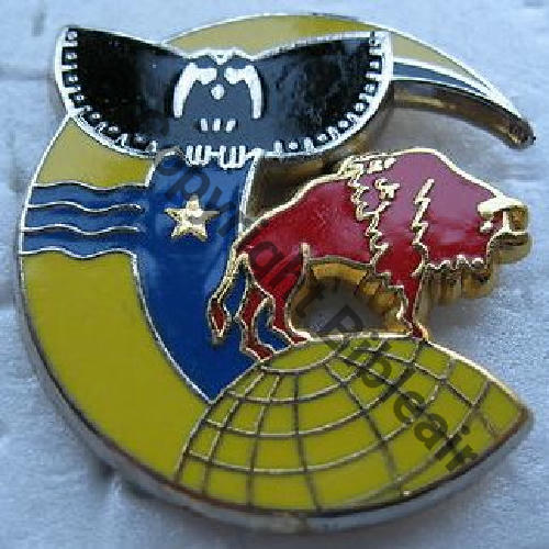 A0796  EB 02.092  AQUITAINE  BORDEAUX  FRAISSE 2Attach PINS REPRISE RECENTE Src.youki02 11Eur06.12 