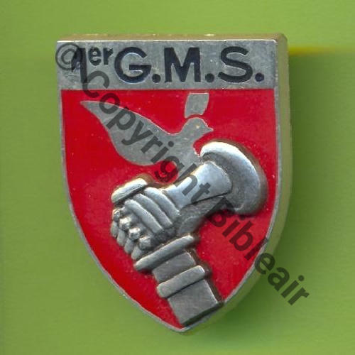 A0999 1e.GMS & BA.200 APT  De Griffes et butees Dos lisse  Motif serti
