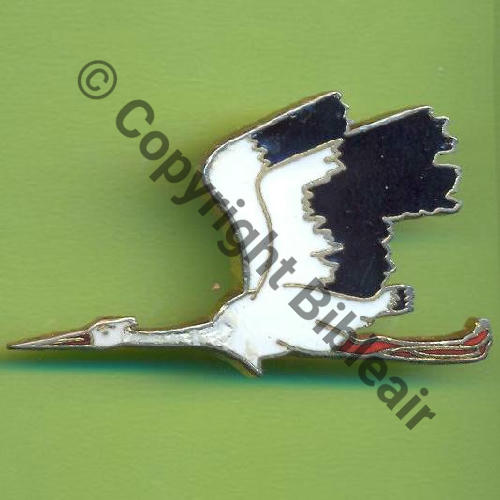 A1106 1960.. A1106NH SPA.167 2eDRILLE 2.4  CIGOGNE AILE HAUTE  SM Broche Dos lisse irreg Type AUGIS  43mm Src.Y.GENTY 52Eur(x3) 