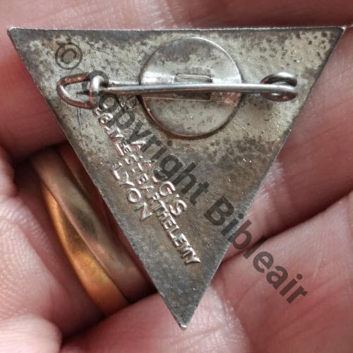 548  1955.63 VR.548 2eDRILLE GAOM.86  A.AUGIS ST.BARTH LYON 3Li Bol fenetre Dos lisse irreg Poincon AA.AUGIS Email relief Src.philippe17580 141Eur(x4) 