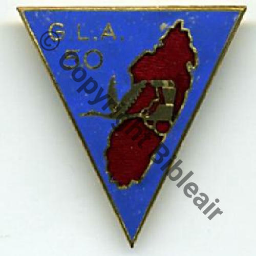 1304.EMAA GLA.50 MADAGASCAR  AUGIS ST.BARTH Bol fenetre allonge Dos lisse irreg Sc.olivier450 101Eur(x2) 