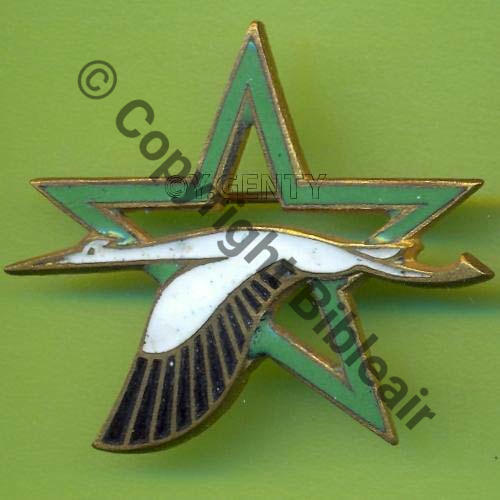 A0852NH BE.708 MEKNES  DrP Eping nourrice Dos lisse scintillant Pattes blanches 7Eur10.06 