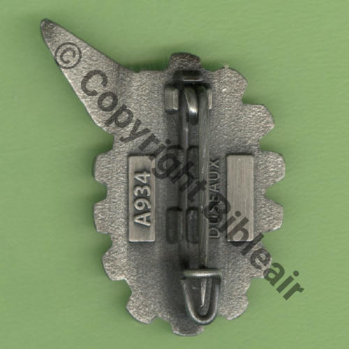 A0934  ECOLE ENSEIGNEMENT TECHNIQUE AAE SAINTES  DUSEAUX Griffes et butees Dos scintillant Src.Y.GENTY 10Eur(x8) 