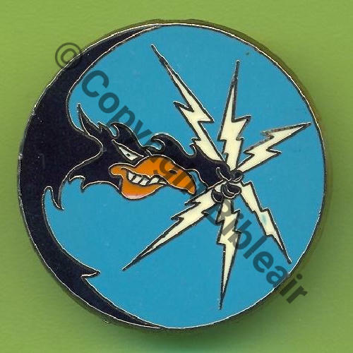 A1174 PGE.47.351 GROSTENQUIN  De Griffes et butees Dos granuleux SNH cartouche 7Eur02.06
