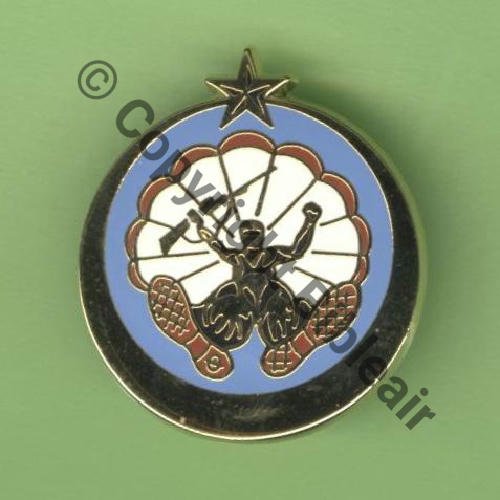 A1436 CPA 10.566 ORLEANS  AB Griffes et butees Dos scintillant Src.Y.GENTY 11Eur05.15