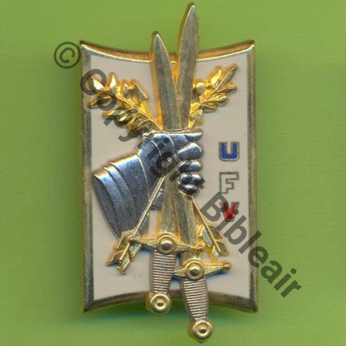 G3772 Unite Francaise de Verification CREIL AB.P Griffes et butees Dos granuleux etame Motif serti NoH ds cartouch 5Eur10.06 
