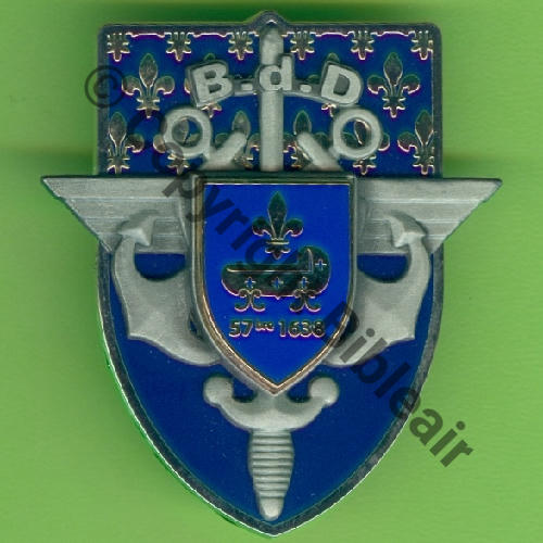 G5175 BDD SAINT GERMAIN EN LAYE  AB 2Attaches PINS Dos scintillant  Src.Y.GENTY 32Eur(x4)  