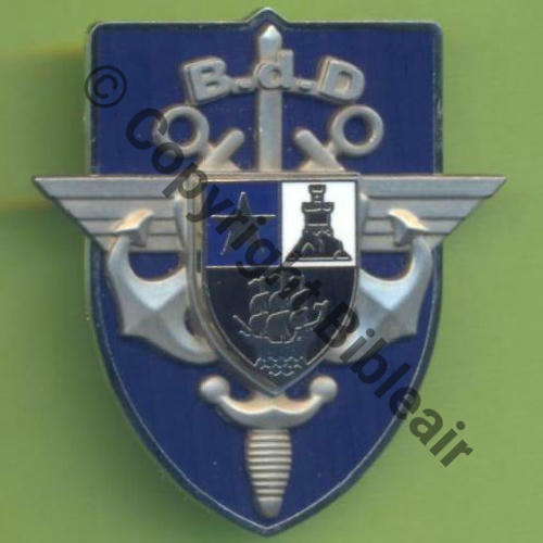 G5219 BDD ROCHEFORT COGNAC  AB 2Attaches PINS Dos scintillant Src.Y.GENTY 13Eur(x7) 