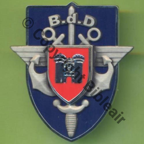 G5228 BDD VERDUN  AB 2Attaches PINS Dos scintillant Src.Y.GENTY 18Eur(x5)