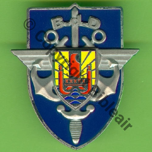 G5233 BDD POLYNESIE  AB 2Attaches PINS Dos scintillant Src.Y.GENTY 33Eur(x2) 