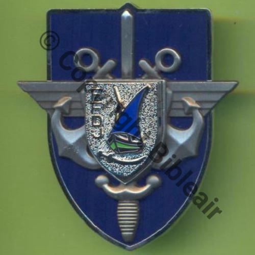 G5234 BDD DJIBOUTI  AB 2Attaches PINS Dos scintillant Src.Y.GENTY 19Eur(x2)