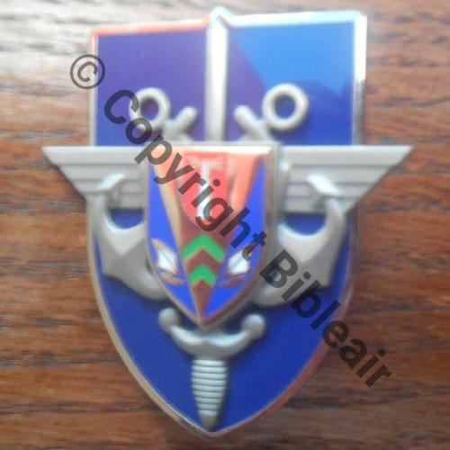 G5237 BDD ELEMENTS FRANCAIS AU SENEGAL  AB 2Attaches PINS Dos scintillant  Src.delta45 38Eur(x2) 
