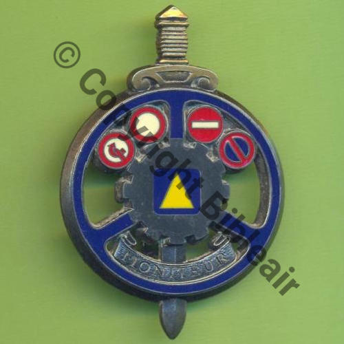 H0663 MONITEUR AUTO ECOLE  De Griffes et butees Dos lisse Src.Y.GENTY 3Eur05.14 