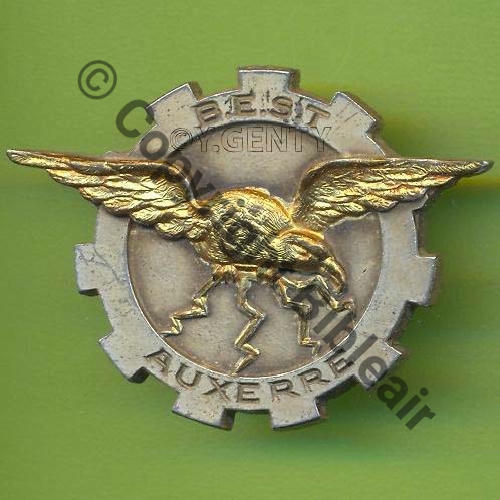 FRANCE AUXERRE NH BEST BA.723  AUGIS ST.BARTH Dos granuleux 2 Anneaux  17Eur03.05 