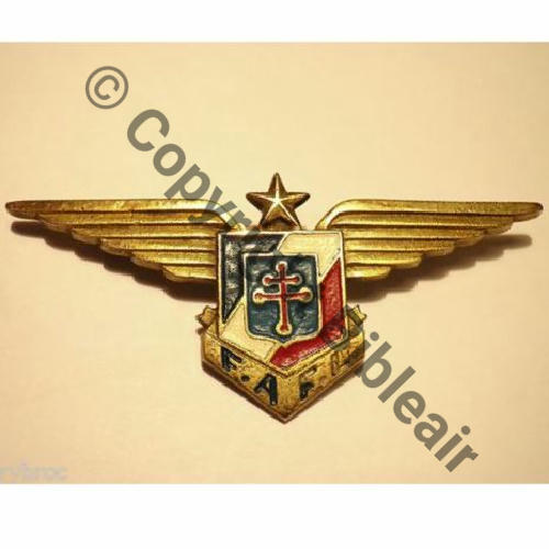 FAFL Grave F.AF.L  Couleurs inversees Fab CAIRE.. Dos lisse  irreg Strie Epingle a bascule ARGENT.VERMEIL... Pas poincon 64x29mm Src.carybroc 330Eur04.12 