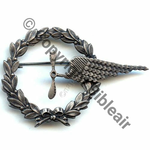 BREVET MEMBRE EQUIPAGE AVION & DIRIGEABLE  canetille  SM Eping bascule Dos lisse couronne emboutie Src.STELLA 32Eur03.16 