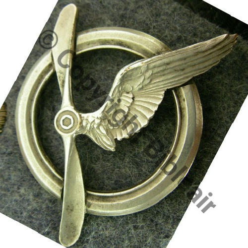 BREVET MEMBRE EQUIPAGE AVION & DIRIGEABLE No.B.555  de MF33 ARGENT SM 2Anneaux Dos lisse Src.mi.det17230  681Eur09.13 avec brassard sous off pilote 