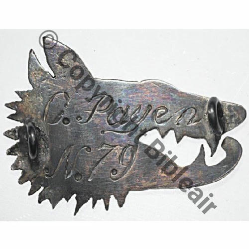 079  1916. 01.1918 A1382NH N.79 TETE LOUP Argent cisele  2Anneaux Dos grave C.PAYEN N.79 33x24mm VERSO Src.antnmili 659Eur11.17 