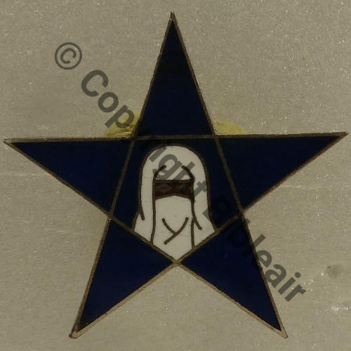 63.1.1  1937.40.41.. 1eDRILLE F.553 GB.1.63  A.AUGIS LYON 2Li en creux 2 anneaux argentes Dos lisse Doree Src.broussard 192Eur10.20 