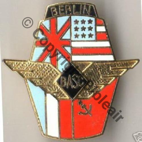 NH Base Allied Safety Control  BERLIN GB USA Bleu clair SM Tambour Dos lisse 18Eur(x3)