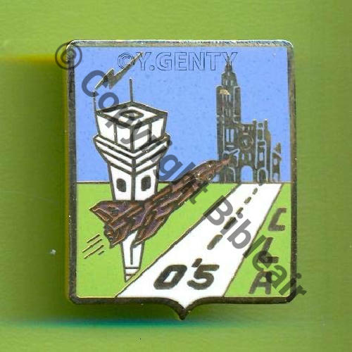 NH CLA STRASBOURG  INSIGNIA Tambour Ecailles triang serrees Src.Y.GENTY 9Eur02.09