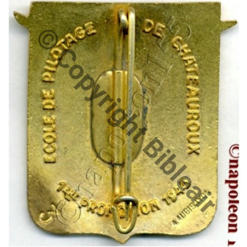 ECOLE DE PILOTAGE DE CHATEAUROUX 1ere PROMOTION 1945 A.AUGIS.LYON  Src.STELLA 