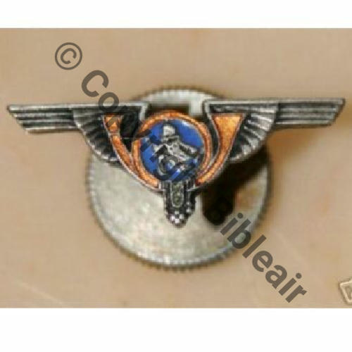 BOUTONNIERE BR7 du GB1.32 A.AUGIS Sc.collec01 