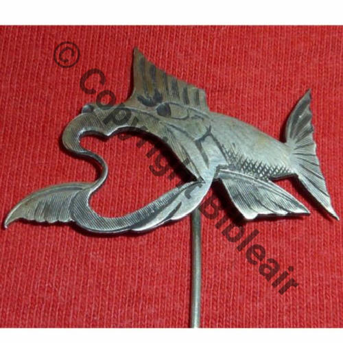 EPINGLETTE ARGENT Sans rapport avec escadrille ww1 Sc.poupou195 40Eur06.11