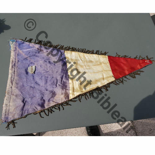 FANION BE.726 NIMES Src.danielg2844 DOS 
