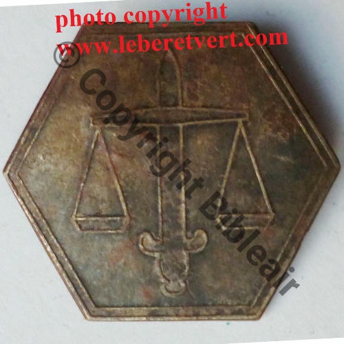 JUSTICE TRIBUNAL MILITAIRE LEVANT Fab LOC Bol rectangle Dos lisse irreg Src.leberetvert 600EurInv 