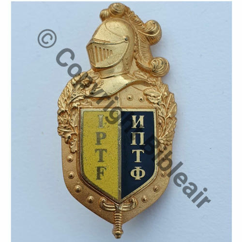 PREVOTE H696 GENDARMERIE  YOUGO ONU  SM 2Att PINS Dos lisse relief GENDARMERIE NATIONALE Src.mdt.collections  22EurInv