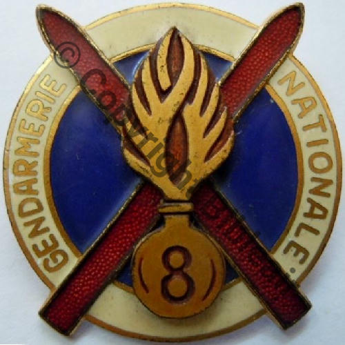 SKI 8e LEGION  AUGIS LYON ST.BARTH 2xsemi circul Bol fenetre allonge pastille AUGIS LYON Dos lisse irreg Embouti Src.leberetvert 350EurInv 