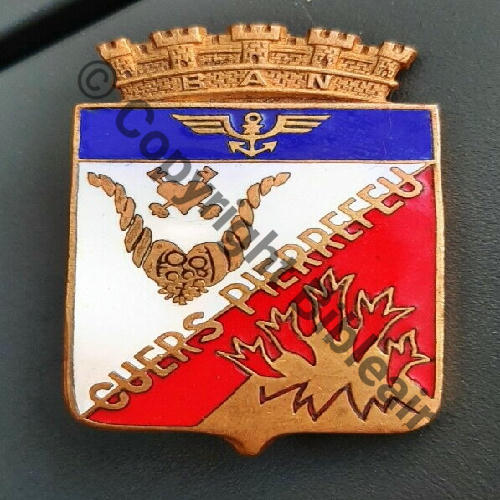 BAN CUERS PIERREFEU 1945.55  AB.P Bol poinconne Dos lisse irreg Src.leberetvert  PV45Eur 