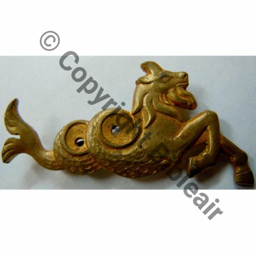 CAPRICIEUSE  AVISO DRAGUEUR LA CAPRICIEUSE  DRAGO PARIS Eping nourrice Dos lisse irreg Embouti Src.LEBERETVERT PV50Eur