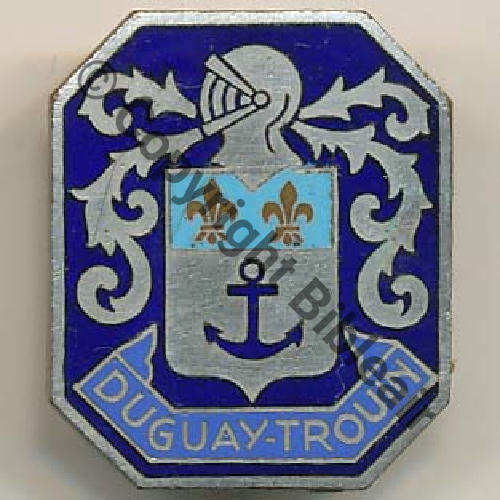 DUGAY  CROISEUR DUGAY TROUIN 1926.52  SM Bol fenetre Dos lisse 21x26mm Sc.petie 32Eur03.09