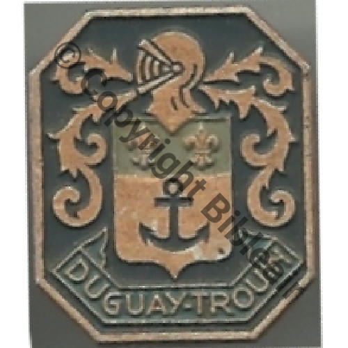 DUGAY  CROISEUR DUGAY TROUIN 25x22mm Alu peint  Fab LOCALE  Sc.casatoul 10Eur02.12 