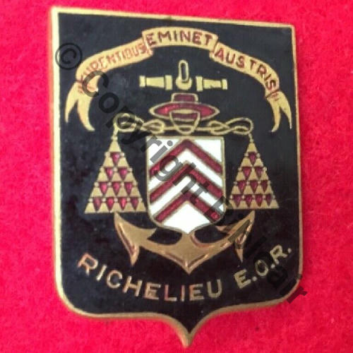 RICHELIEU  CUIRASSE RICHELIEU  A.AUGIS  ST BARTH LYON 3Lig Bol fenetre allonge grave AUGIS LYON Dos lisse irreg Src.sahariens50  52EurInv 
