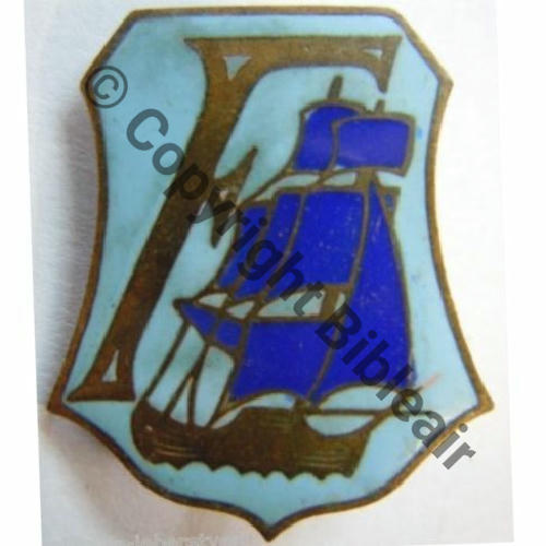 FANTASQUE  CONTRE TORPILLEUR LE FANTASQUE  A.AUGIS LYON ST.BARTH 2Lign Bol allonge Dos lisse irreg  Sc.leberetvert 16Eur10.08