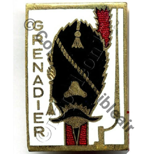 GRENADIER  PATROUILLEUR GRENADIER 1944.58  A.AUGIS ST.BARTH LYON 3Lignes Bol allonge Granuleux Sc.STELLA