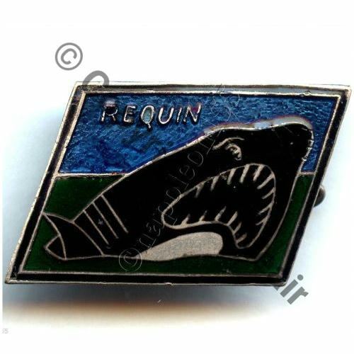 REQUIN SOUS MARIN REQUIN 1955.85  AB.P Dep +poincon relief Bol poinconne Dos lisse irreg Src.STELLA 202Eur04.15