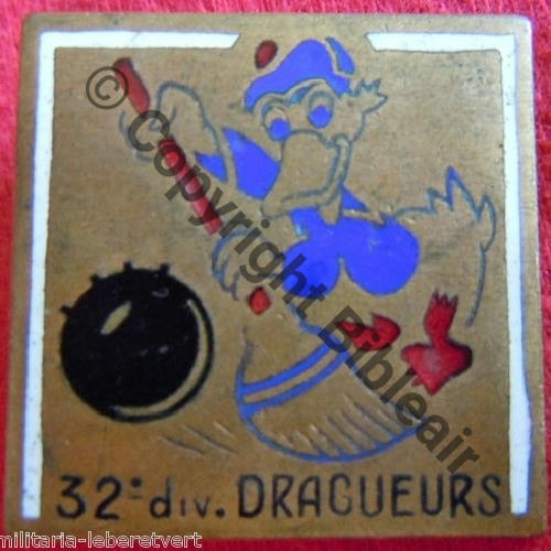 DRAGUEUR DE MINES 32e DIVISION  DrPBer Dep Bol Dos lisse irreg Src.leberetvert PV80Eur 