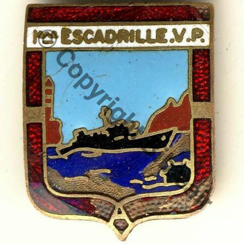 ESCADRILLE VEDETTES DE PORT  A.AUGIS ST.BARTH LYON 3Li Bol allonge Dos lisse irreg Sc.zitocland