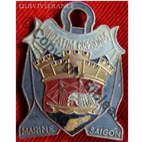 MARINE SAIGON  Fab LOC Tuyau soude Dos irreg strie  Src.quivivefrance 150EurInv 