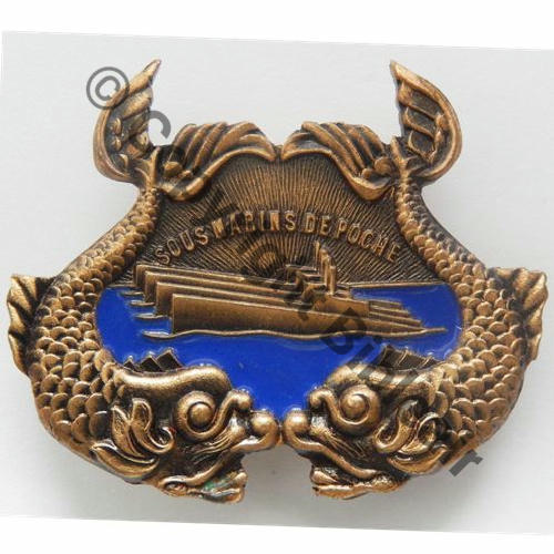 SOUS MARINS DE POCHE  AUGIS SM Bol fenetre grave AUGIS LYON Dos lisse irreg Src.entame MAP45Eur